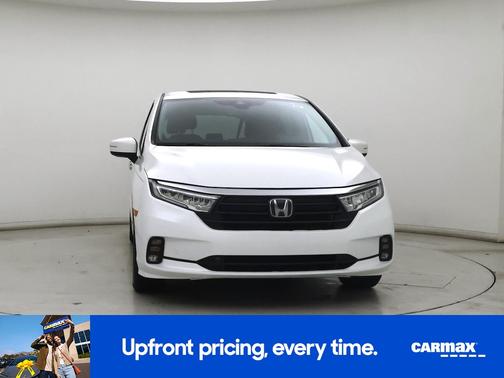 White 2024 Honda Odyssey Touring