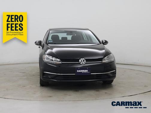 Black 2018 Volkswagen Golf SE