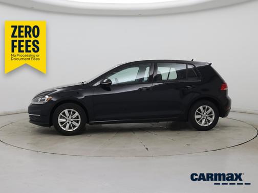 Black 2018 Volkswagen Golf SE