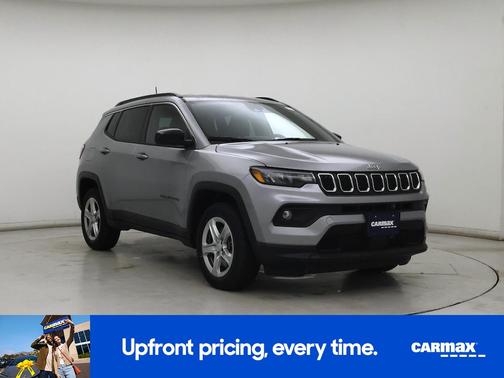 Silver 2023 Jeep Compass Latitude