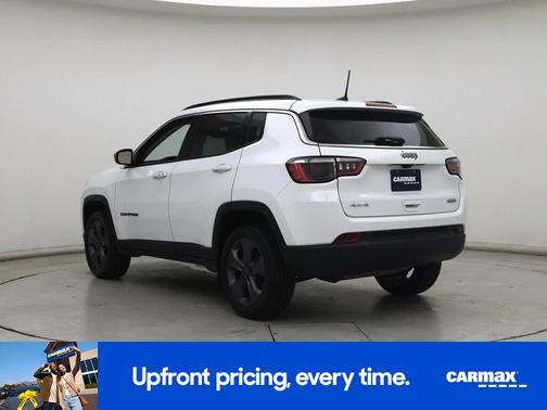 White 2022 Jeep Compass Latitude Lux