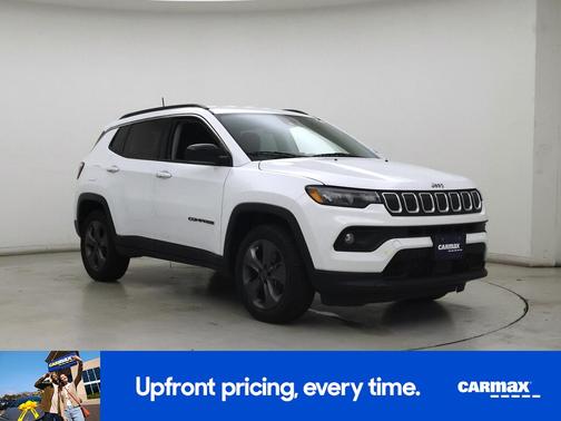 White 2022 Jeep Compass Latitude Lux
