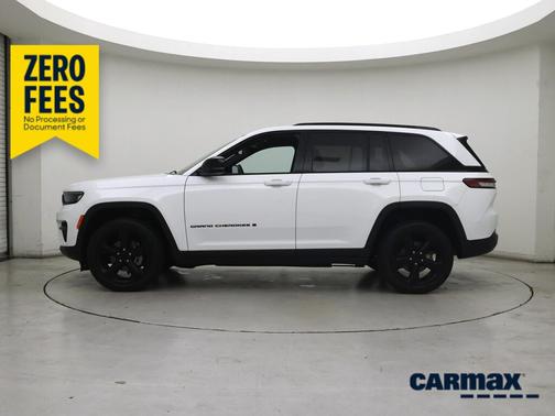 White 2023 Jeep Grand Cherokee Altitude X