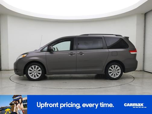 Gray 2014 Toyota Sienna XLE