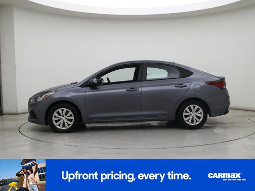 Gray 2019 Hyundai Accent SE