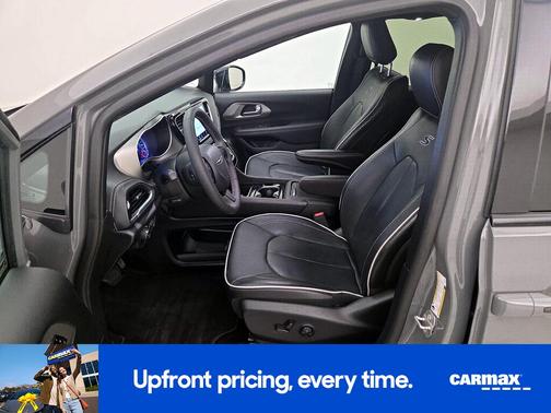 2023 Chrysler Pacifica Hybrid Limited