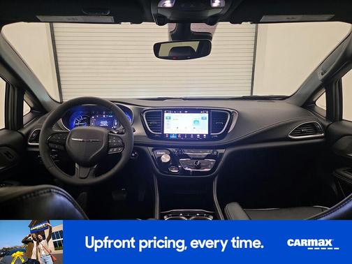 2023 Chrysler Pacifica Hybrid Limited