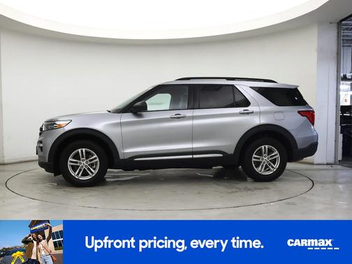 Silver 2022 Ford Explorer XLT