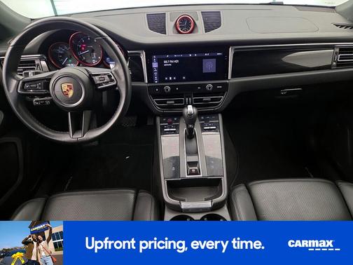 2022 Porsche Macan 