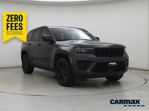 Gray 2023 Jeep Grand Cherokee Altitude