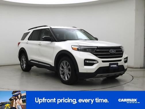White 2022 Ford Explorer XLT