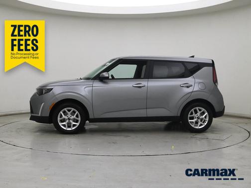 Gray 2025 Kia Soul LX