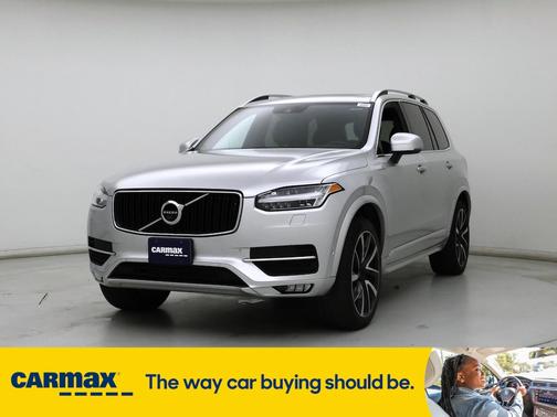 2018 Volvo XC90 T6 Momentum
