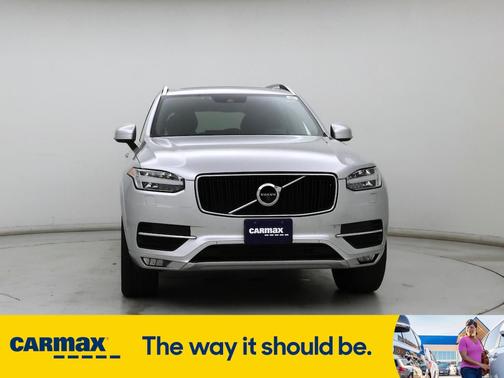 2018 Volvo XC90 T6 Momentum