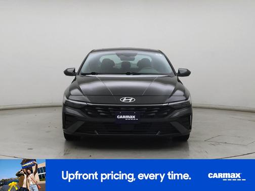 Gray 2025 Hyundai ELANTRA SEL Convenience