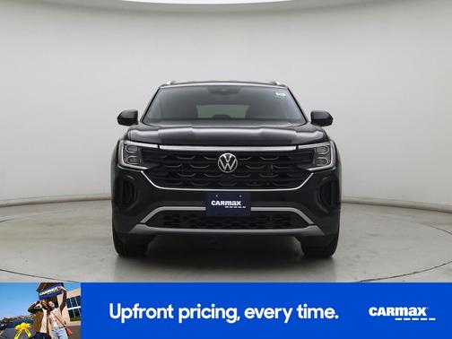 Black 2025 Volkswagen Atlas Cross Sport SE w/Tech