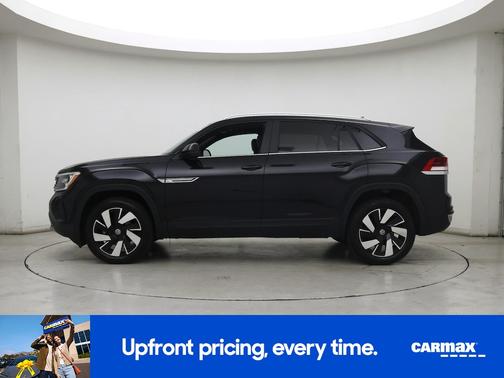 Black 2025 Volkswagen Atlas Cross Sport SE w/Tech