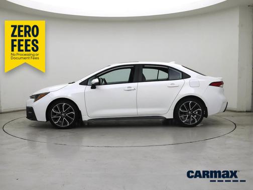 White 2020 Toyota Corolla SE