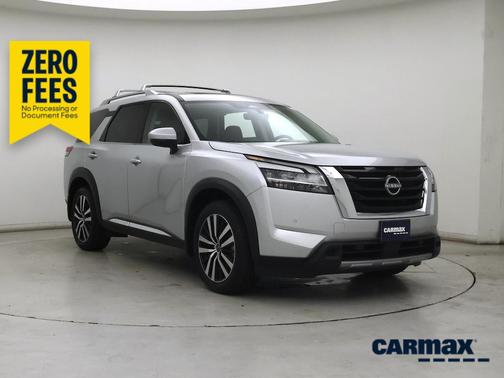 Silver 2023 Nissan Pathfinder Platinum