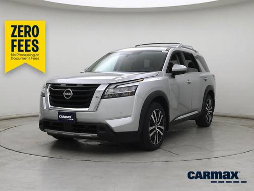Silver 2023 Nissan Pathfinder Platinum