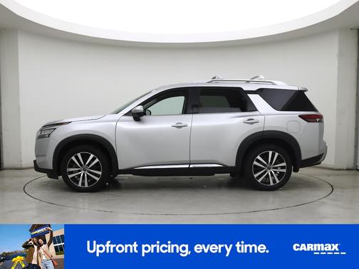 Silver 2023 Nissan Pathfinder Platinum