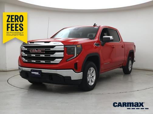 Red 2022 GMC Sierra 1500 SLE