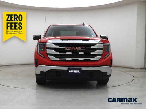 Red 2022 GMC Sierra 1500 SLE