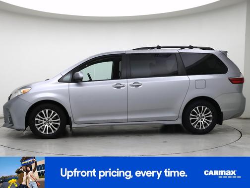 2018 Toyota Sienna XLE