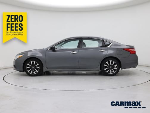 Gray 2017 Nissan Altima SV