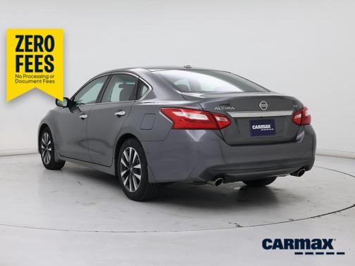 Gray 2017 Nissan Altima SV