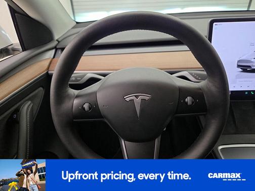 2024 Tesla Model Y Performance