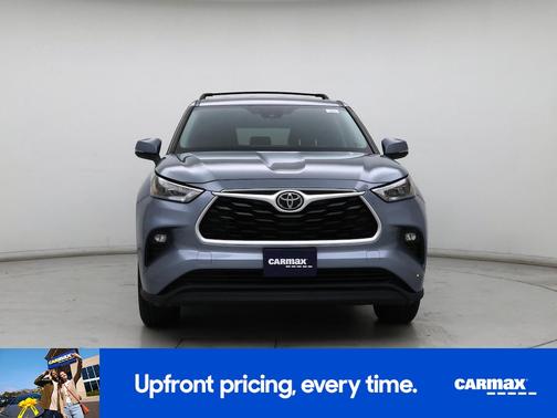 2020 Toyota Highlander LE