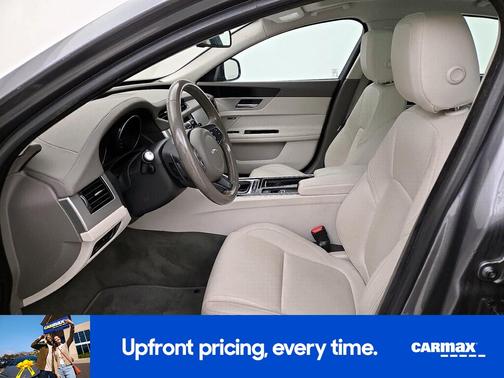 2017 Jaguar XF Premium