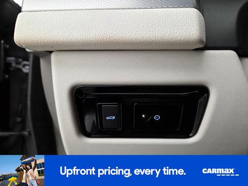 2017 Jaguar XF Premium