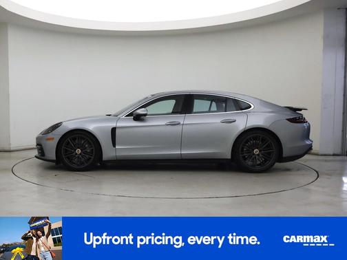 2019 Porsche Panamera 4
