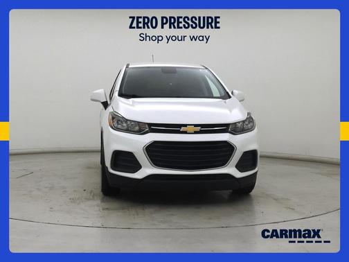 White 2018 Chevrolet Trax LS