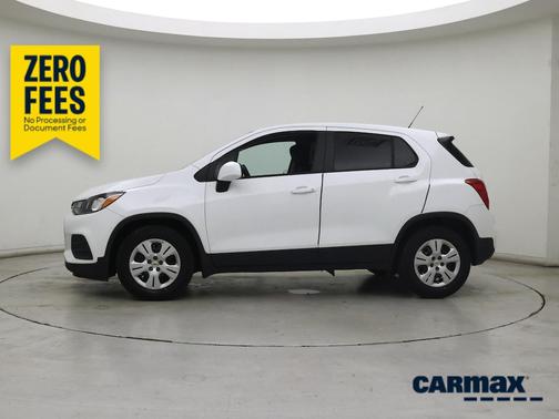 White 2018 Chevrolet Trax LS
