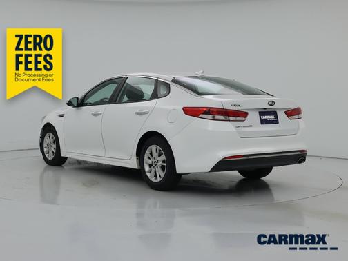 White 2016 Kia Optima LX