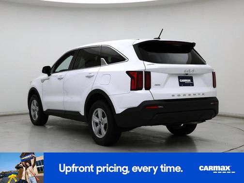 2022 Kia Sorento LX