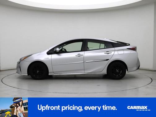 2016 Toyota Prius Three