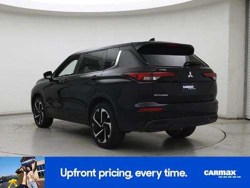 Black 2022 Mitsubishi Outlander ES