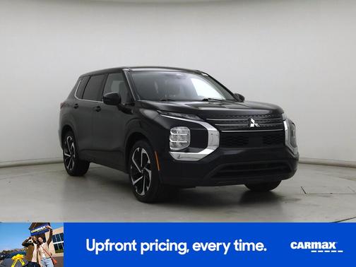 Black 2022 Mitsubishi Outlander ES
