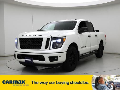 2019 Nissan Titan SV