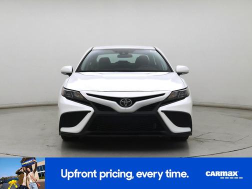 White 2023 Toyota Camry SE