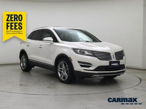 White 2017 Lincoln MKC Reserve