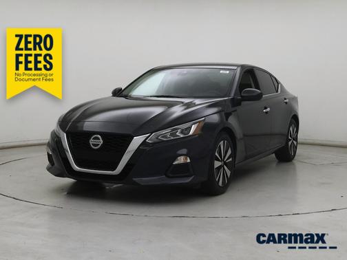 Blue 2021 Nissan Altima SV
