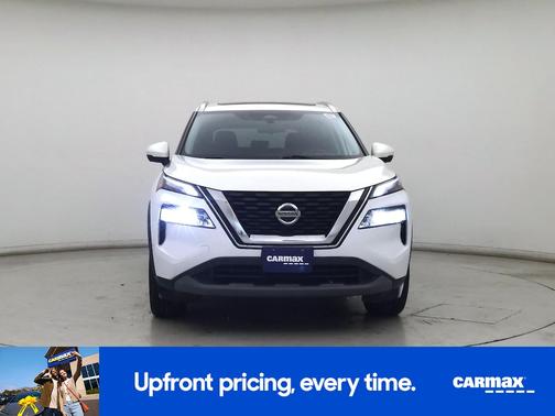 White 2021 Nissan Rogue SV