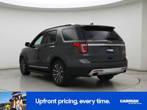 Gray 2017 Ford Explorer Platinum