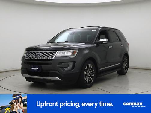 Gray 2017 Ford Explorer Platinum
