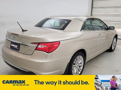 2014 Chrysler 200 Limited